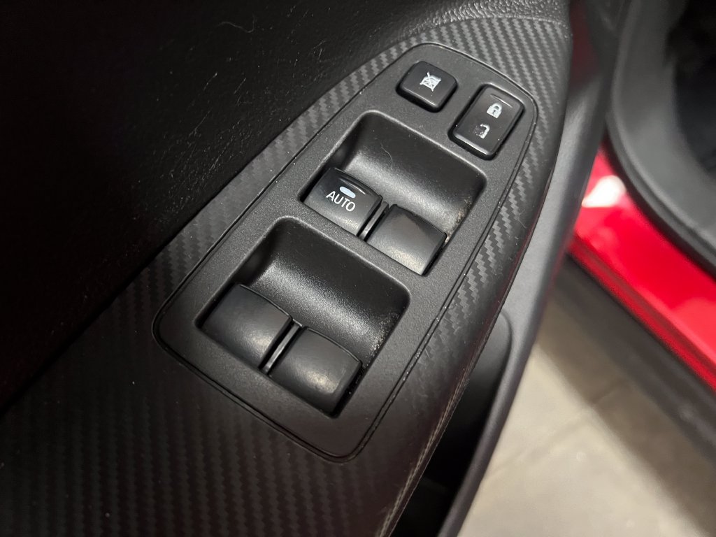 Used 2022 Mitsubishi Eclipse Cross SE FWD image 12