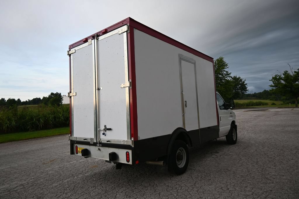 Used 2023 Ford E-350 and Econoline 350 Super Duty w/ Power Windows & Locks Group RWD image 5