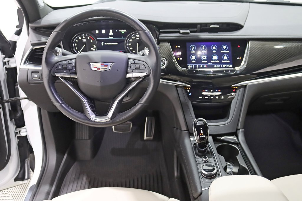 Used 2021 Cadillac XT6 Sport AWD/4WD image 13
