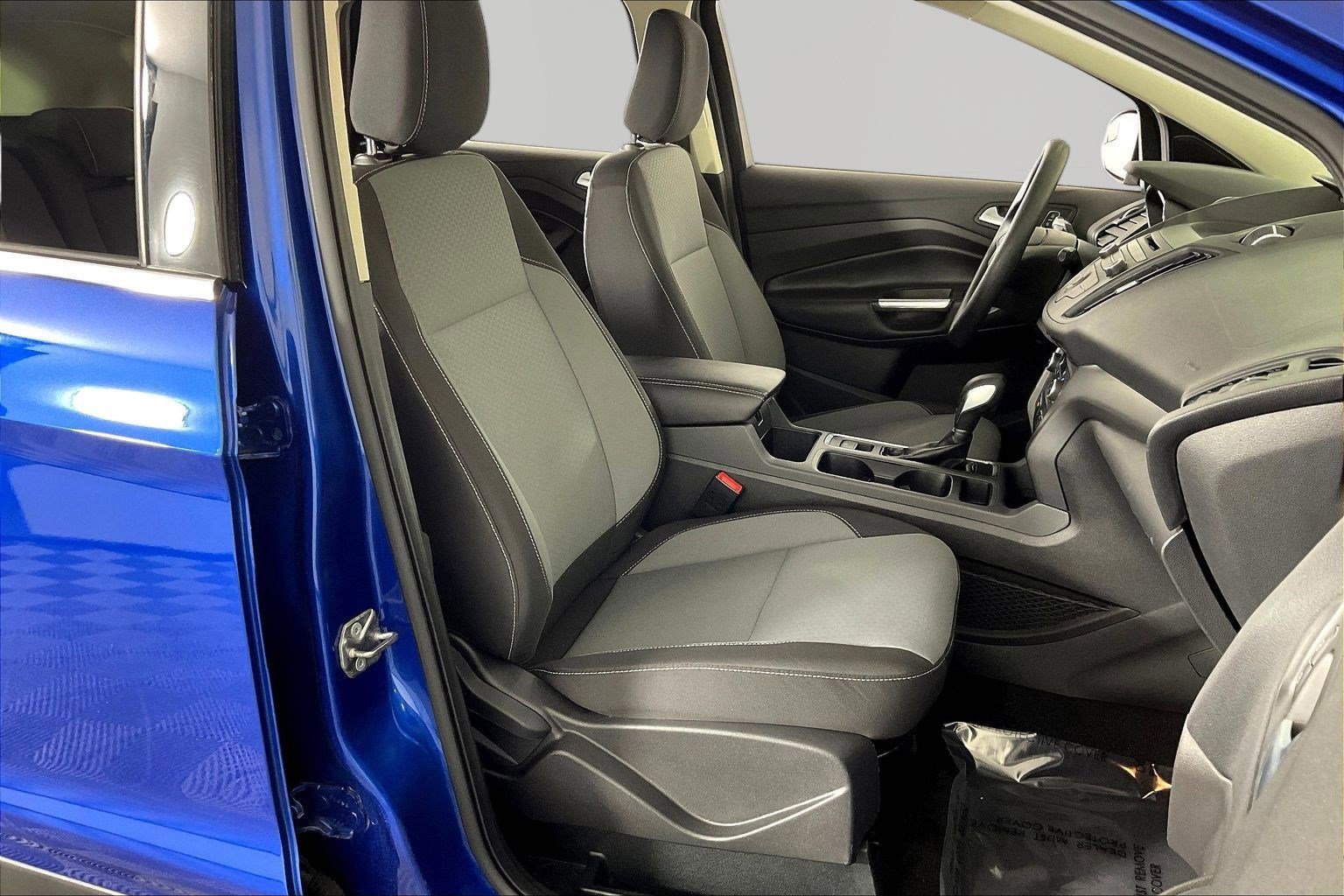 Used 2018 Ford Escape SE image 28