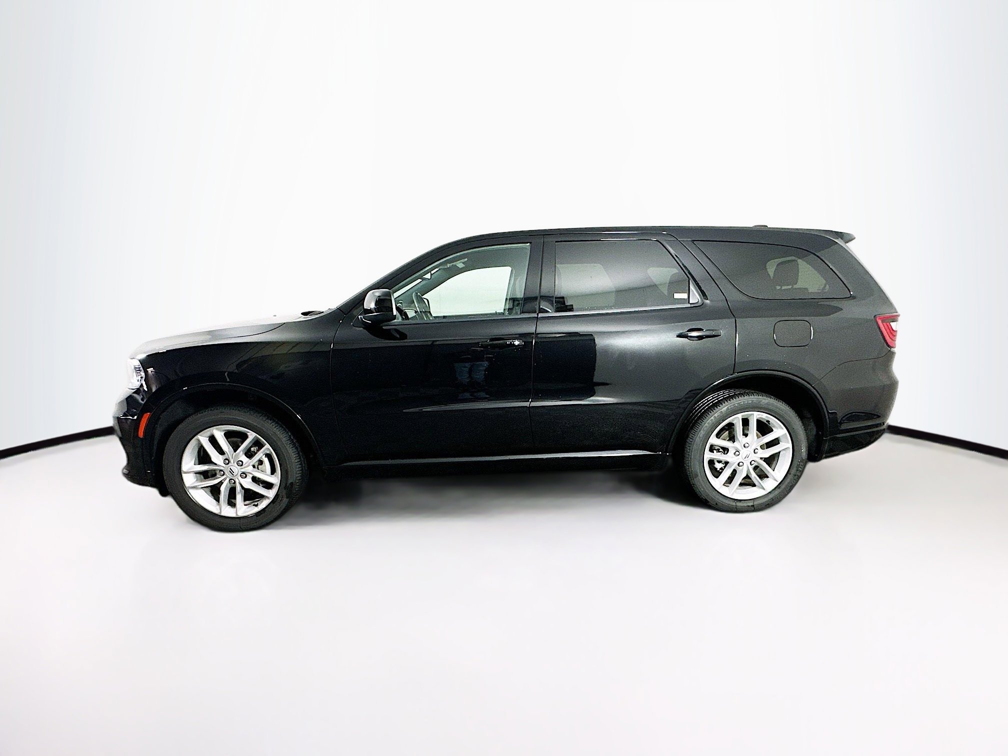 Used 2025 Dodge Durango GT image 4