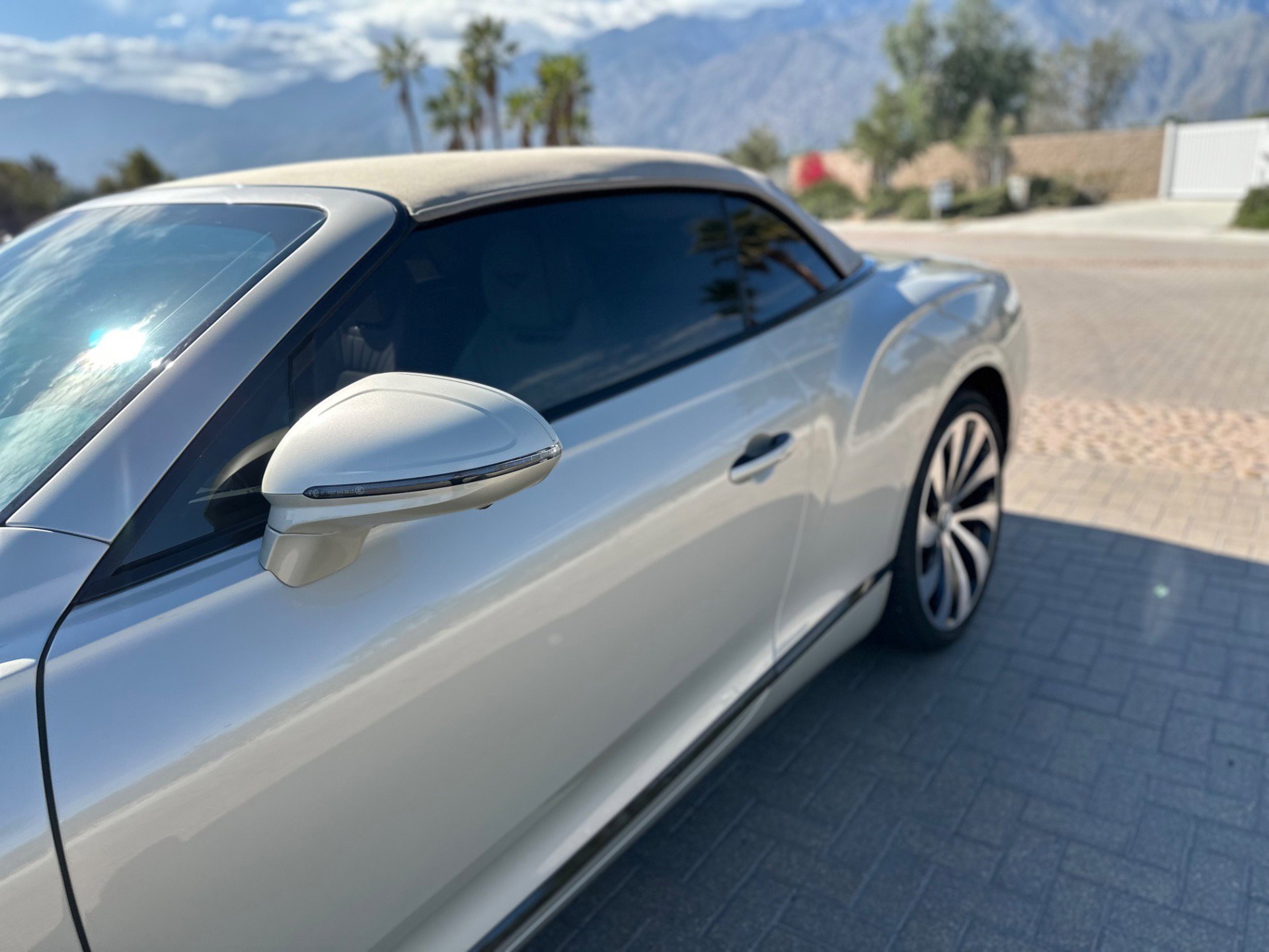 Used 2024 Bentley Continental GT V8 image 23