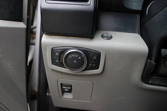 Used 2016 Ford F150 XL w/ Equipment Group 101A Mid RWD image 10