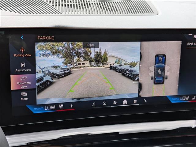 Used 2026 BMW 530i w/ Premium Package RWD image 13