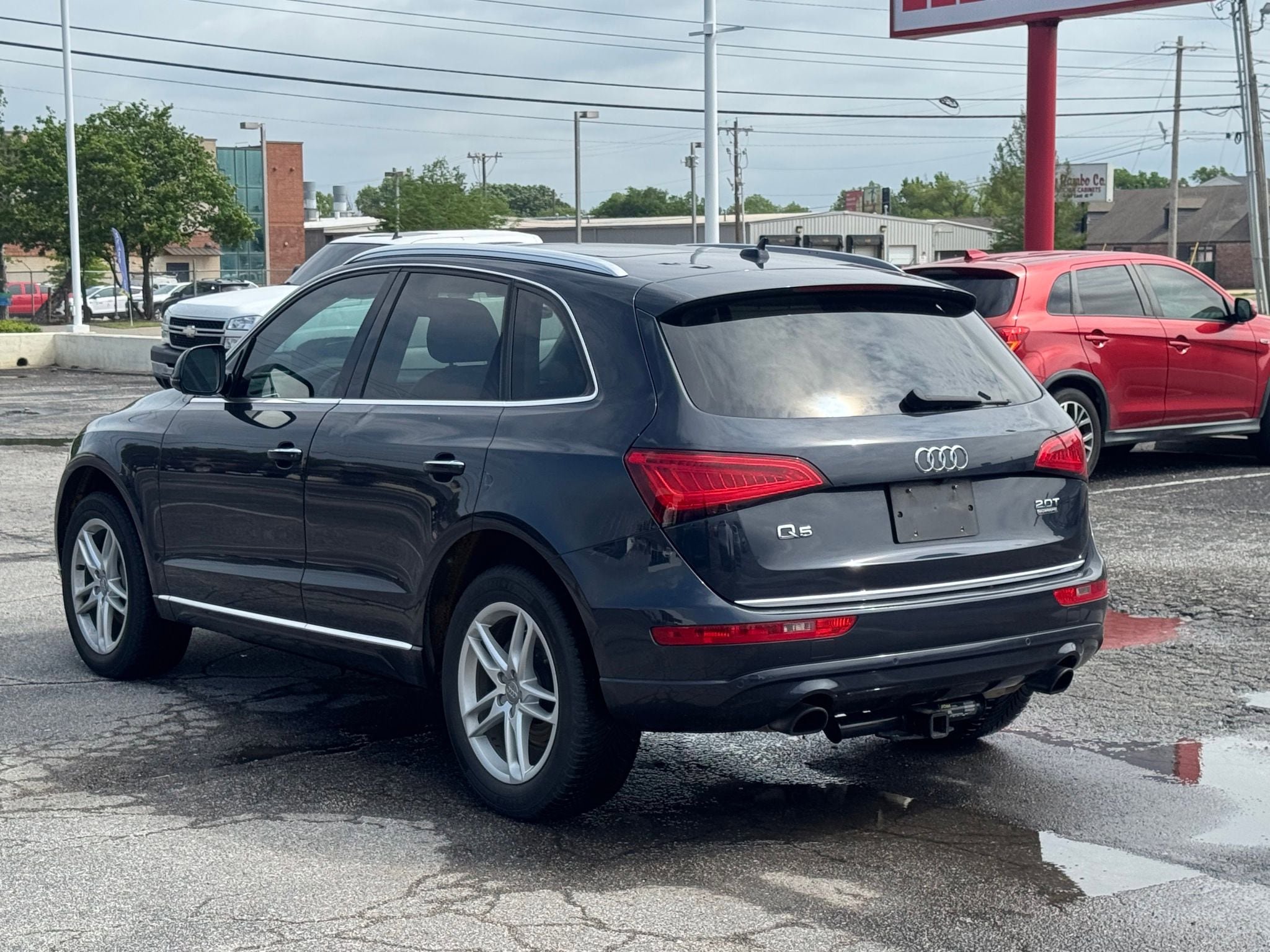 Used 2016 Audi Q5 2.0T Premium Plus w/ Technology Package AWD/4WD image 4