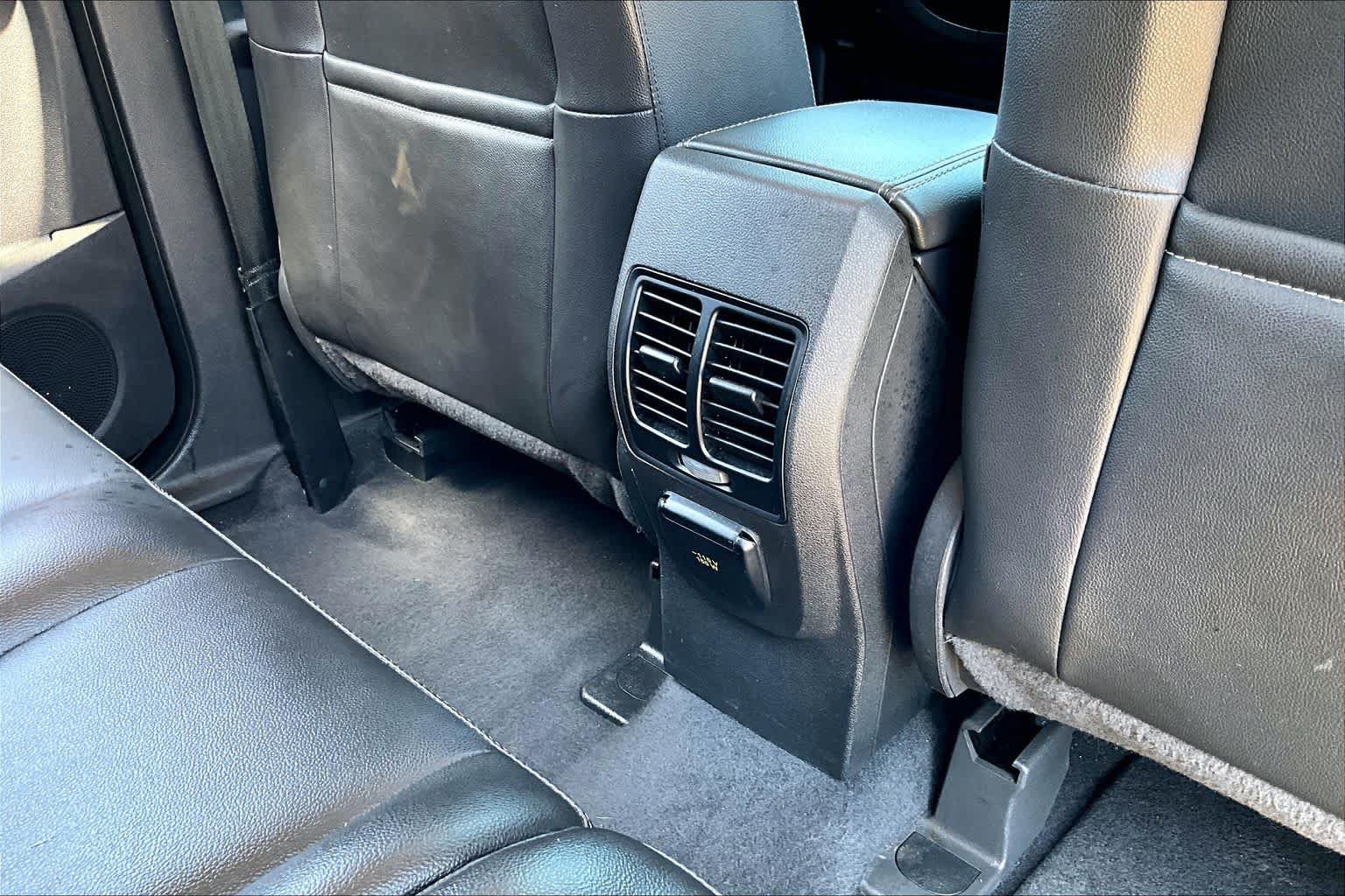 Used 2014 Ford Escape Titanium FWD image 10
