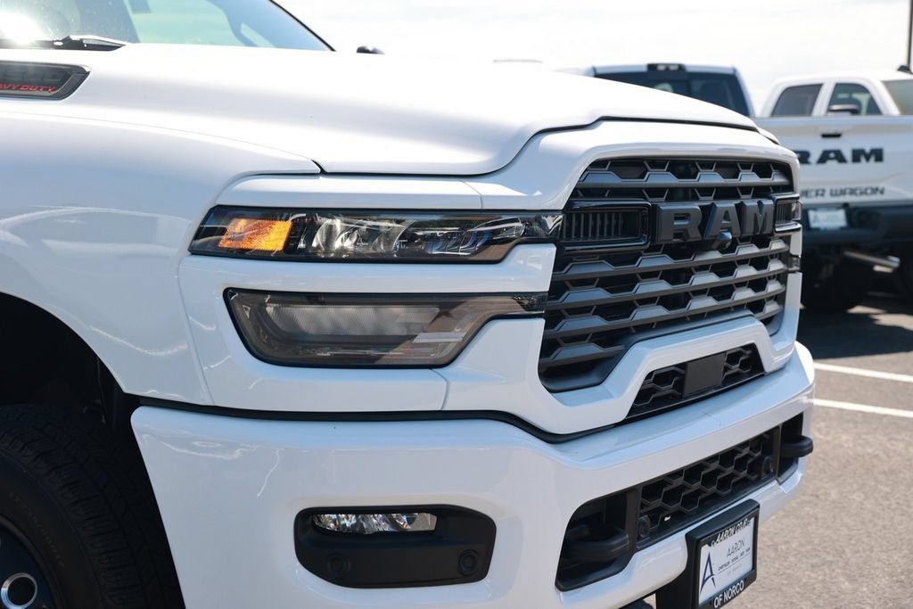 New 2026 RAM 3500 Big Horn AWD/4WD image 7