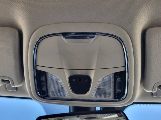 Used 2016 Jeep Cherokee Limited AWD/4WD image 21