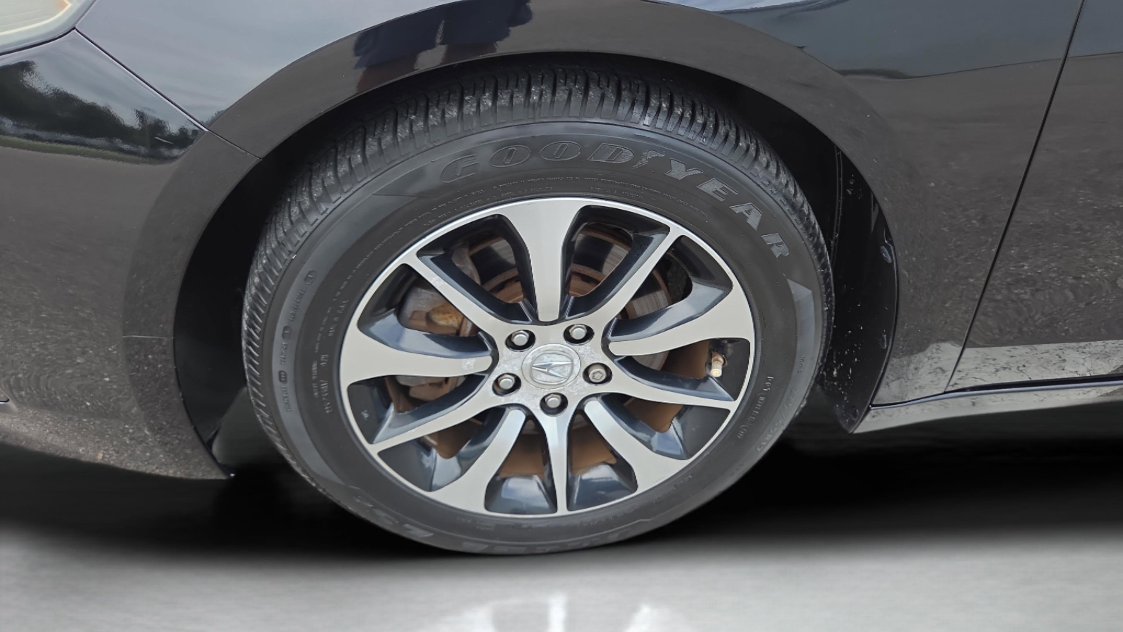 Used 2015 Acura TLX w/ Technology Package FWD image 38
