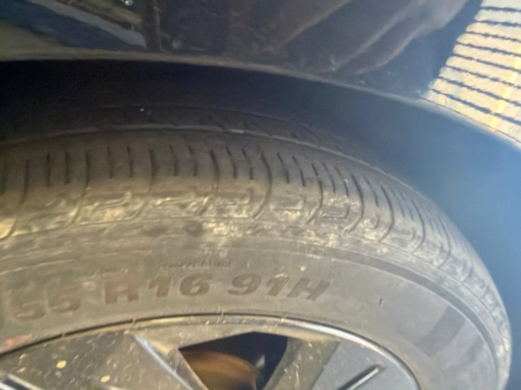 Used 2023 Hyundai Elantra SEL FWD image 6