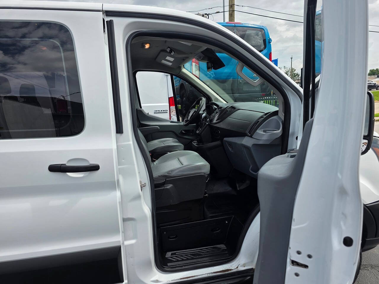 Used 2019 Ford Transit 350 XL RWD image 13