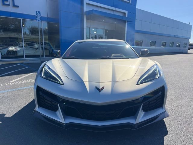 Used 2023 Chevrolet Corvette Z06 RWD image 2