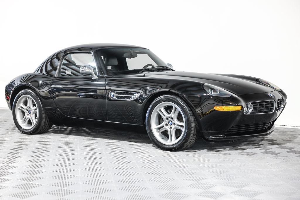 Used 2002 BMW Z8 RWD image 4