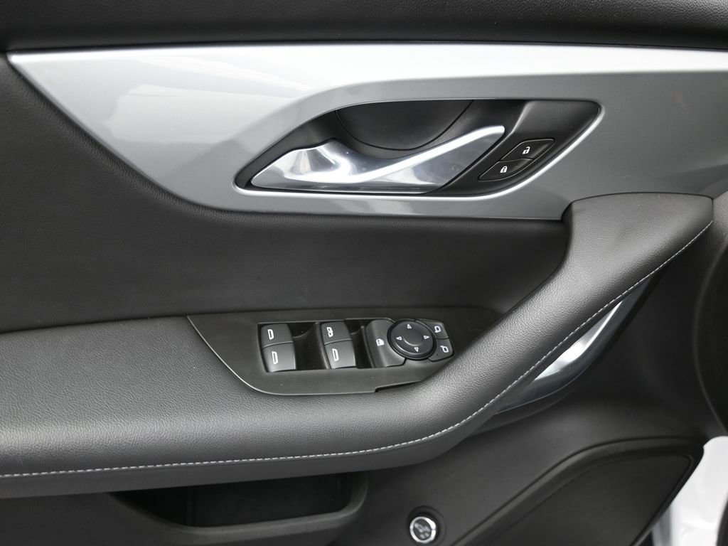 Used 2020 Chevrolet Blazer LT image 11