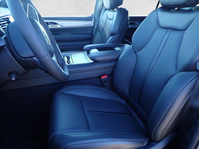 New 2026 Jeep Grand Wagoneer 4WD w/ Premium Group I image 12