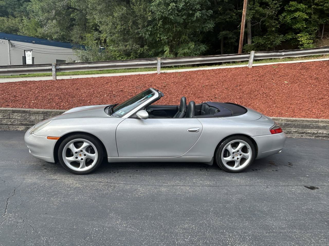 Used 1999 Porsche 911 Carrera 4 AWD/4WD image 4