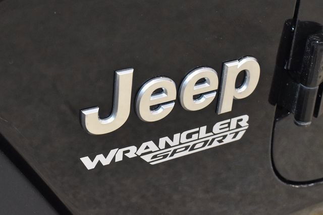 Used 2020 Jeep Wrangler Sport S image 33