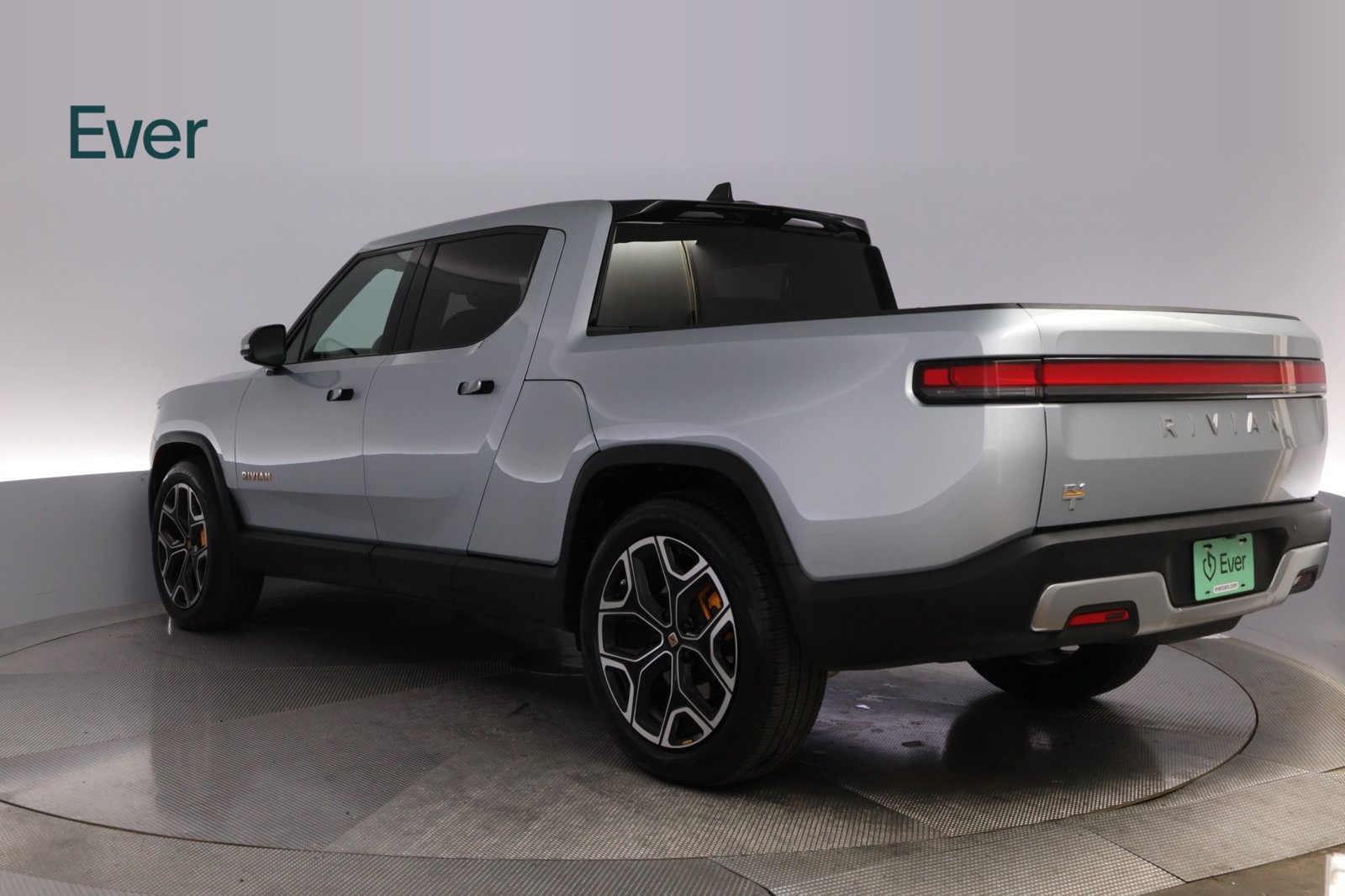 Used 2023 Rivian R1T Adventure Quad AWD/4WD image 17