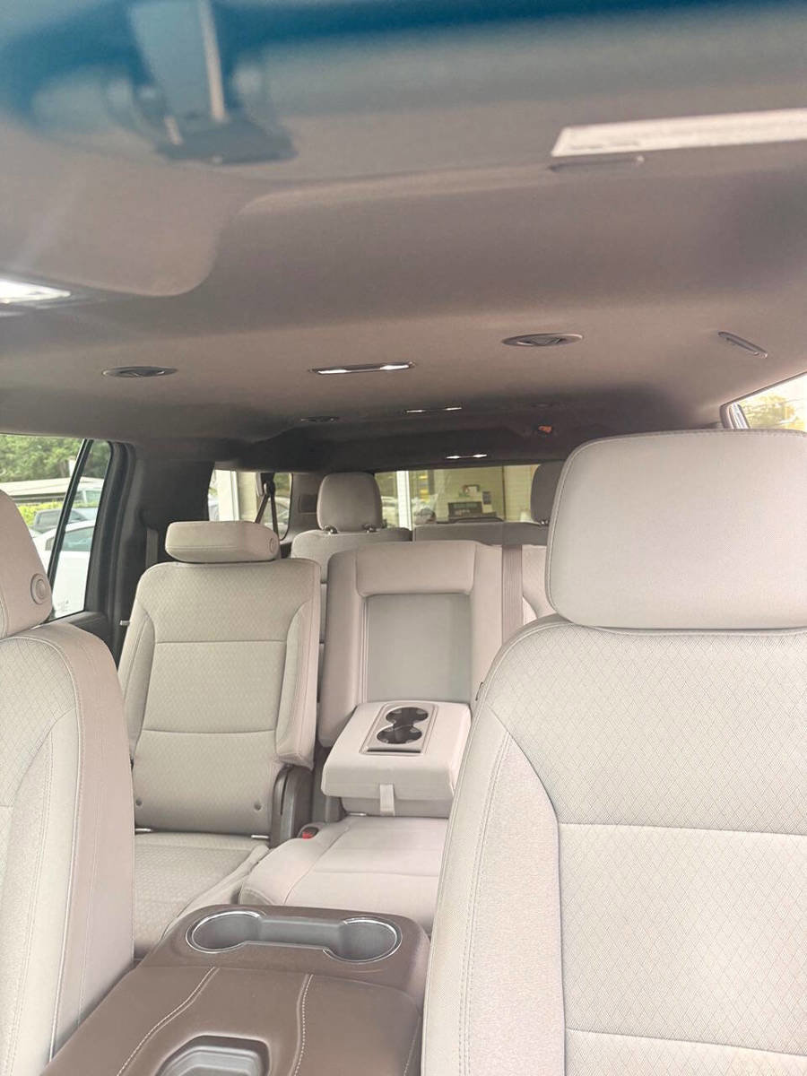 Used 2021 Chevrolet Suburban LS image 7