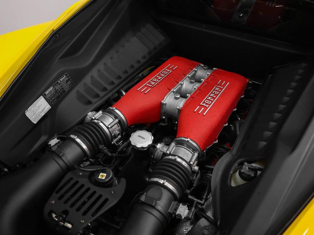 Used 2010 Ferrari 458 Italia Coupe RWD image 39
