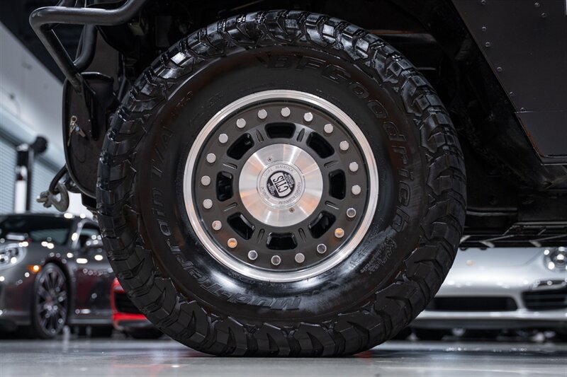 Used 2006 HUMMER H1 4-Door Wagon AWD/4WD image 11