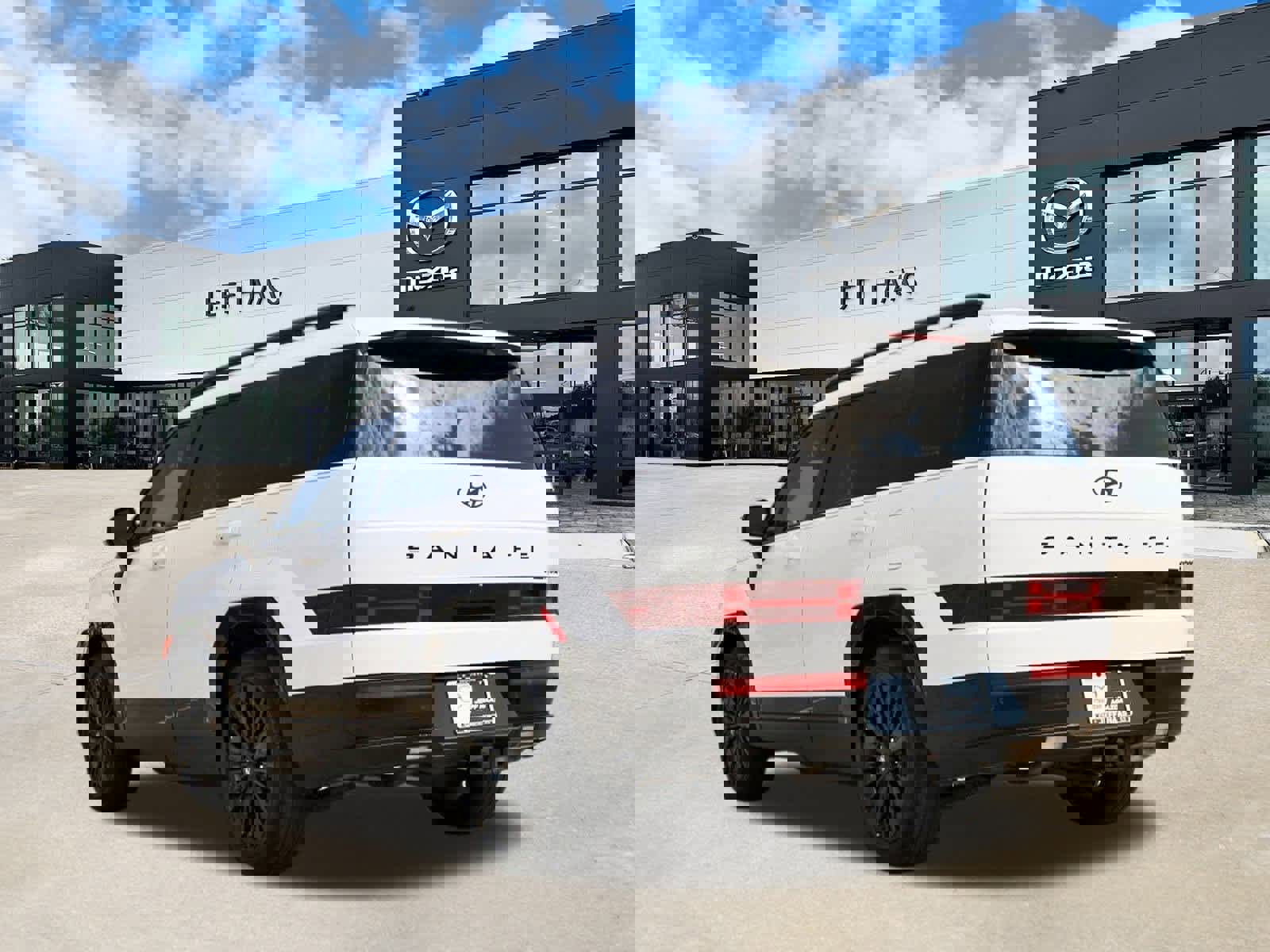 Used 2026 Hyundai Santa Fe Calligraphy image 2