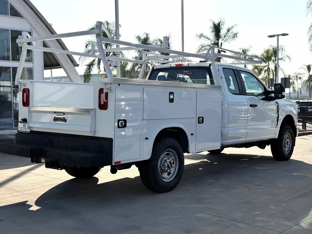New 2023 Ford F250 XL w/ XL Chrome Package AWD/4WD image 6