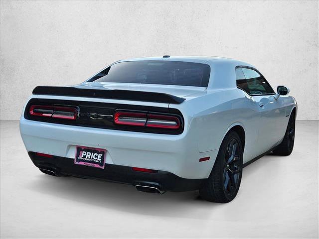 Used 2022 Dodge Challenger R/T w/ Blacktop Package RWD image 5
