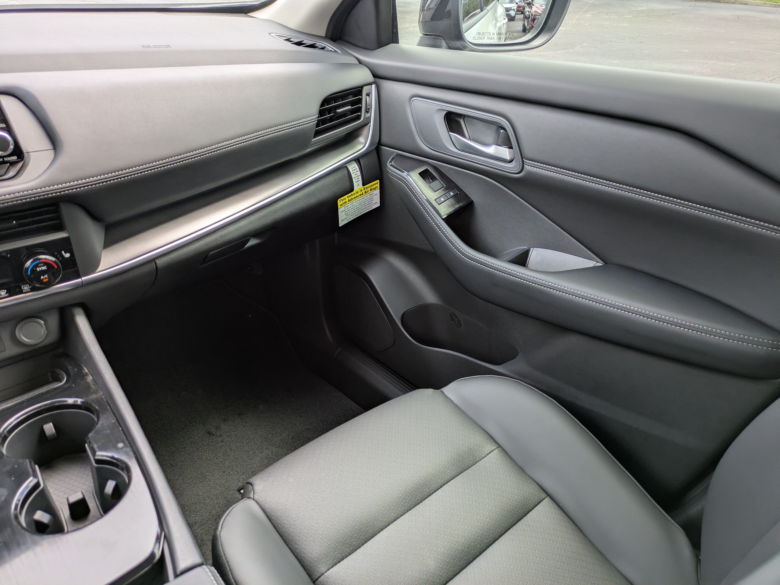 New 2026 Nissan Rogue Dark Armor FWD image 19