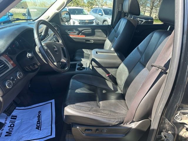Used 2009 GMC Yukon SLT w/ Preferred Package AWD/4WD image 17