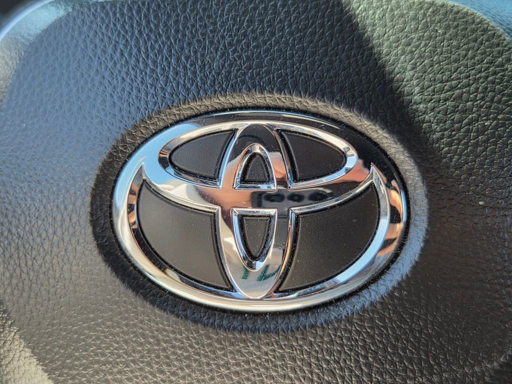 Certified 2025 Toyota Corolla SE image 26