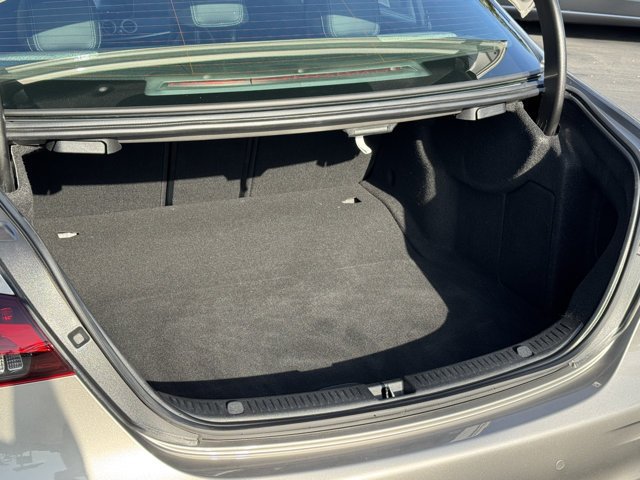 Used 2023 Mercedes-Benz E 350 Sedan image 14
