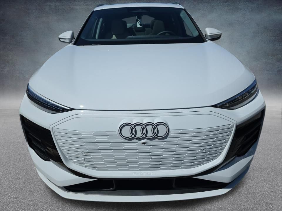 Used 2025 Audi Q6 e-tron Premium Plus w/ Premium Plus AWD/4WD image 2