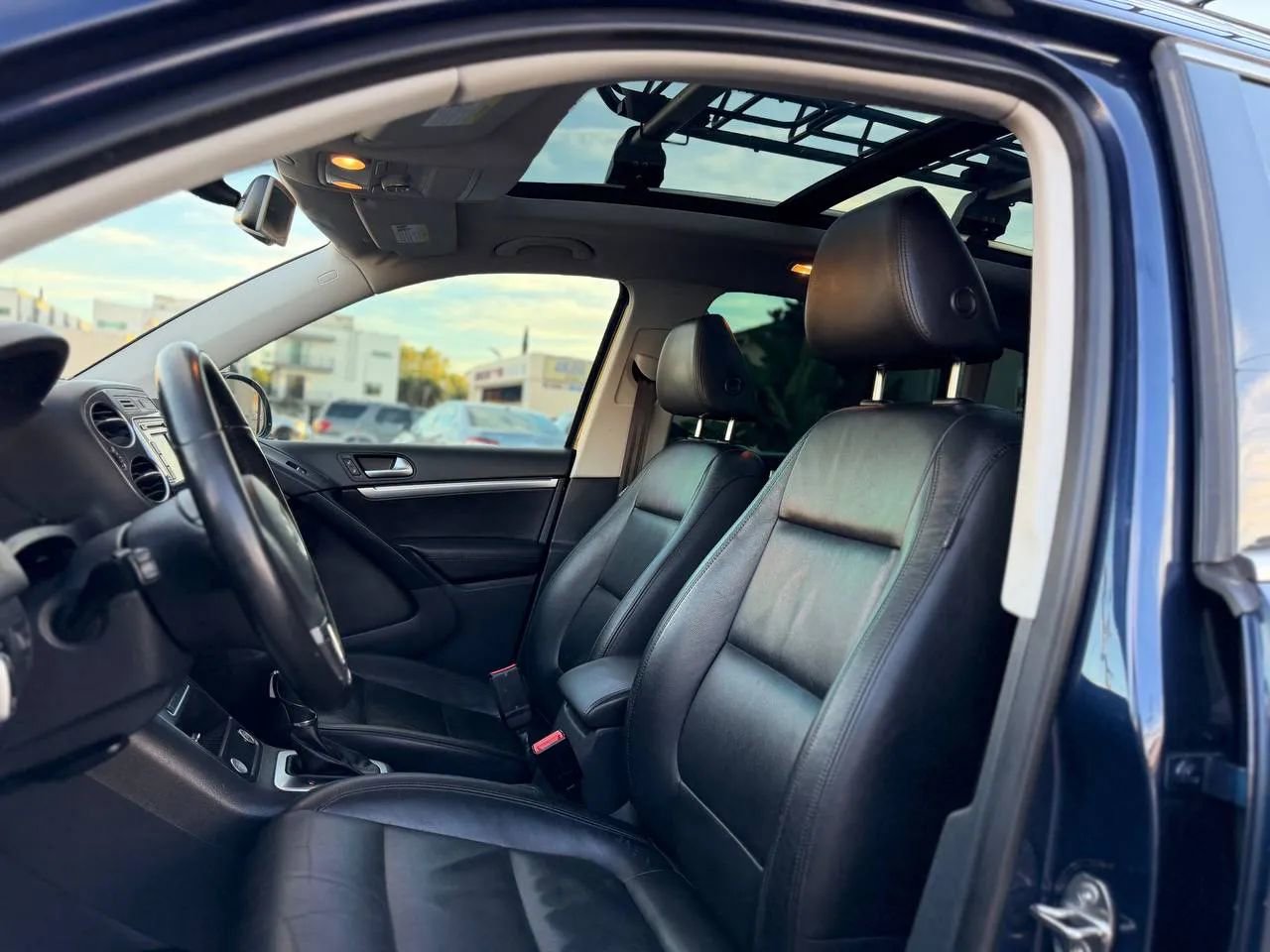 Used 2013 Volkswagen Tiguan SEL image 21