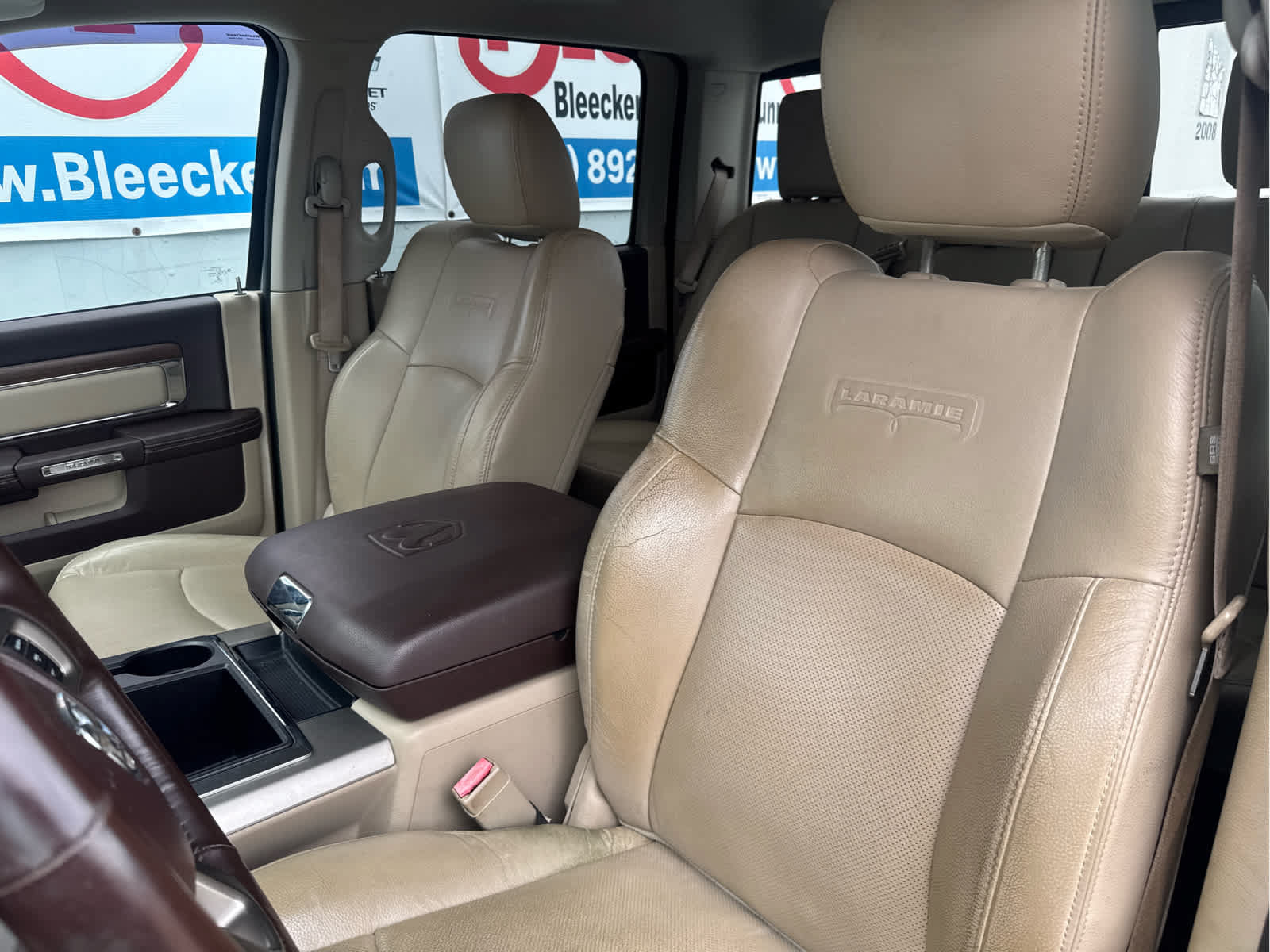 Used 2014 RAM 1500 Laramie w/ Convenience Group AWD/4WD image 38