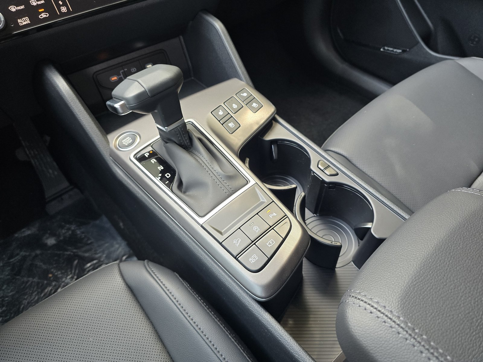 New 2026 Kia Sportage SX FWD image 9