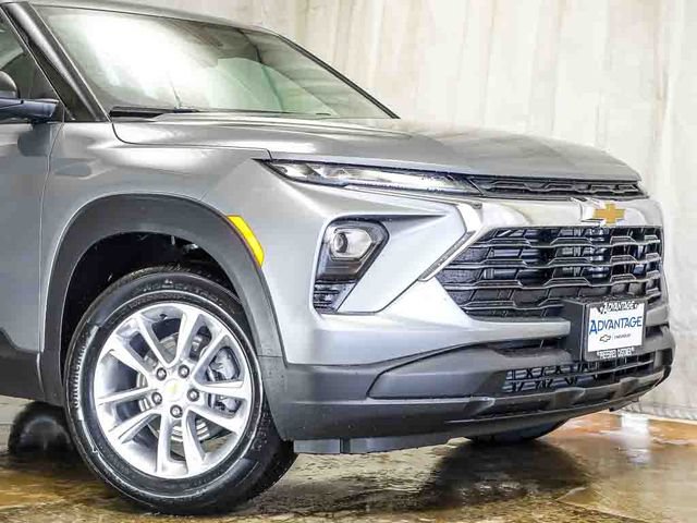 New 2026 Chevrolet TrailBlazer LS w/ LS Convenience Package FWD image 3