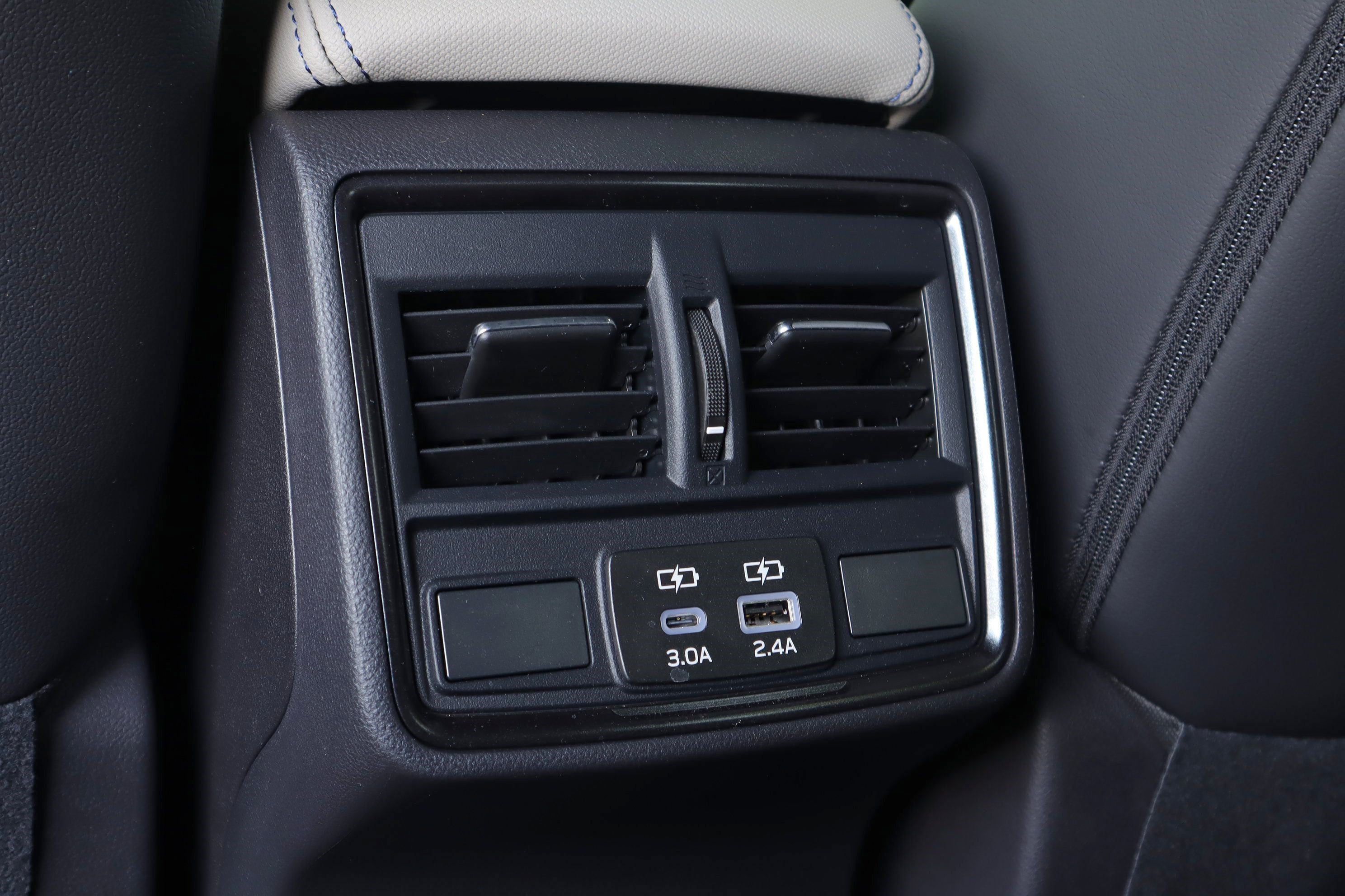 Used 2026 Subaru Forester Limited AWD/4WD image 27