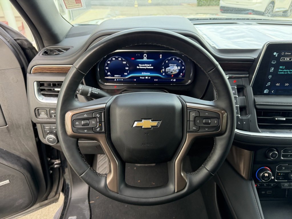 Used 2023 Chevrolet Suburban High Country image 20