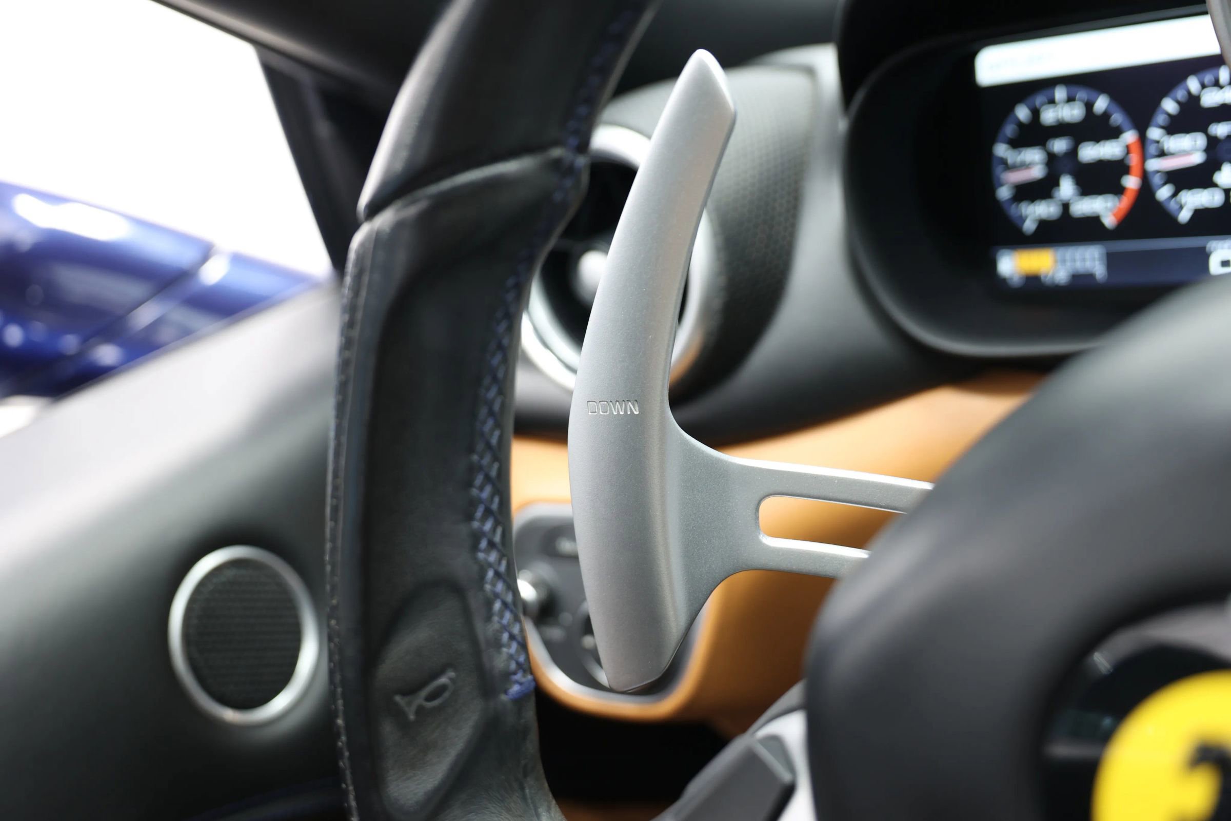 Used 2017 Ferrari California T image 39