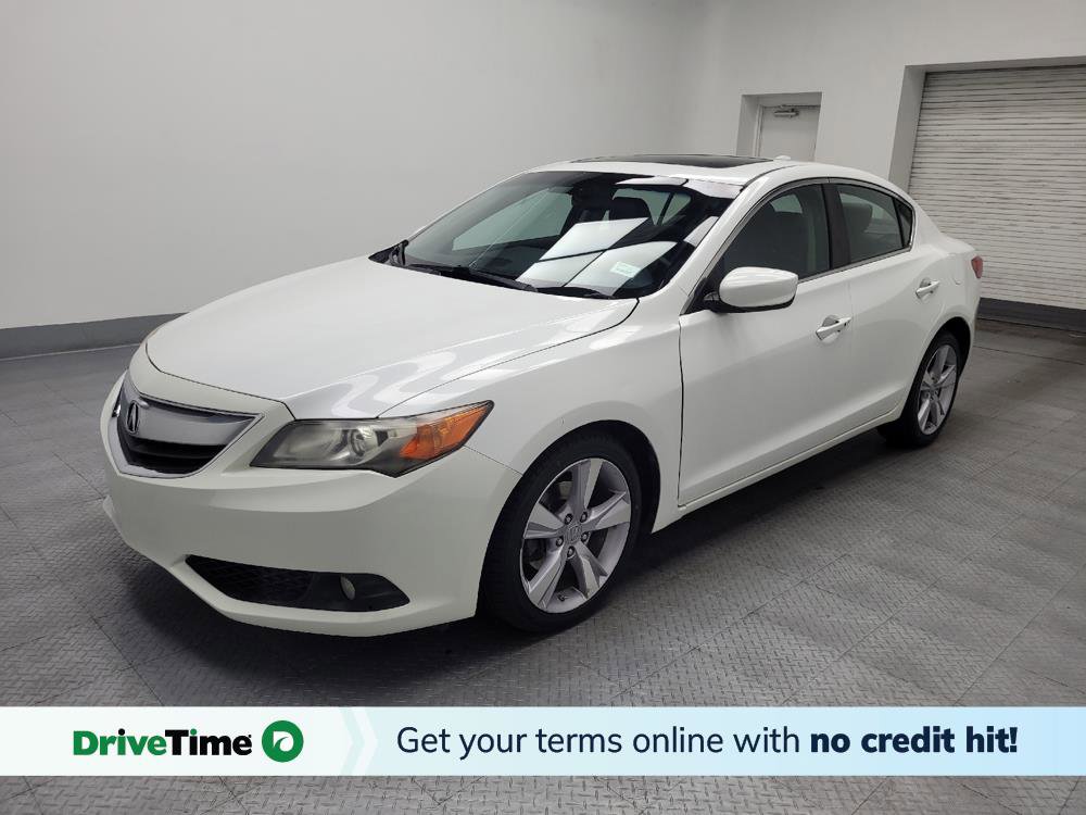 Used 2013 Acura ILX w/ Technology Package