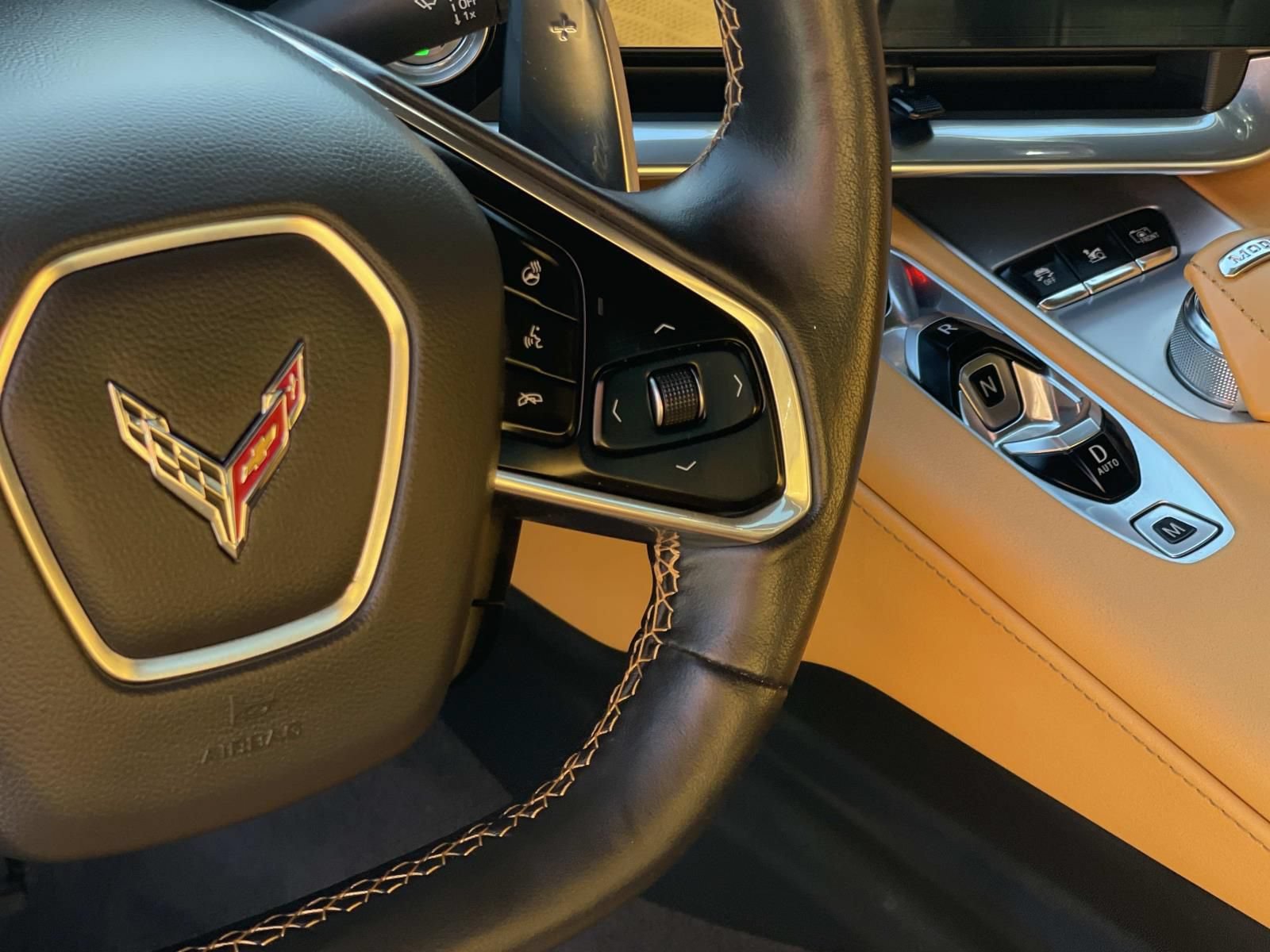 Used 2020 Chevrolet Corvette Stingray Preferred Cpe w/ 2LT Preferred Equipment Group RWD image 10