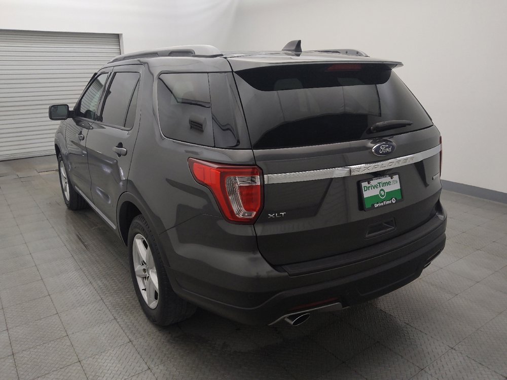 Used 2019 Ford Explorer XLT FWD image 5
