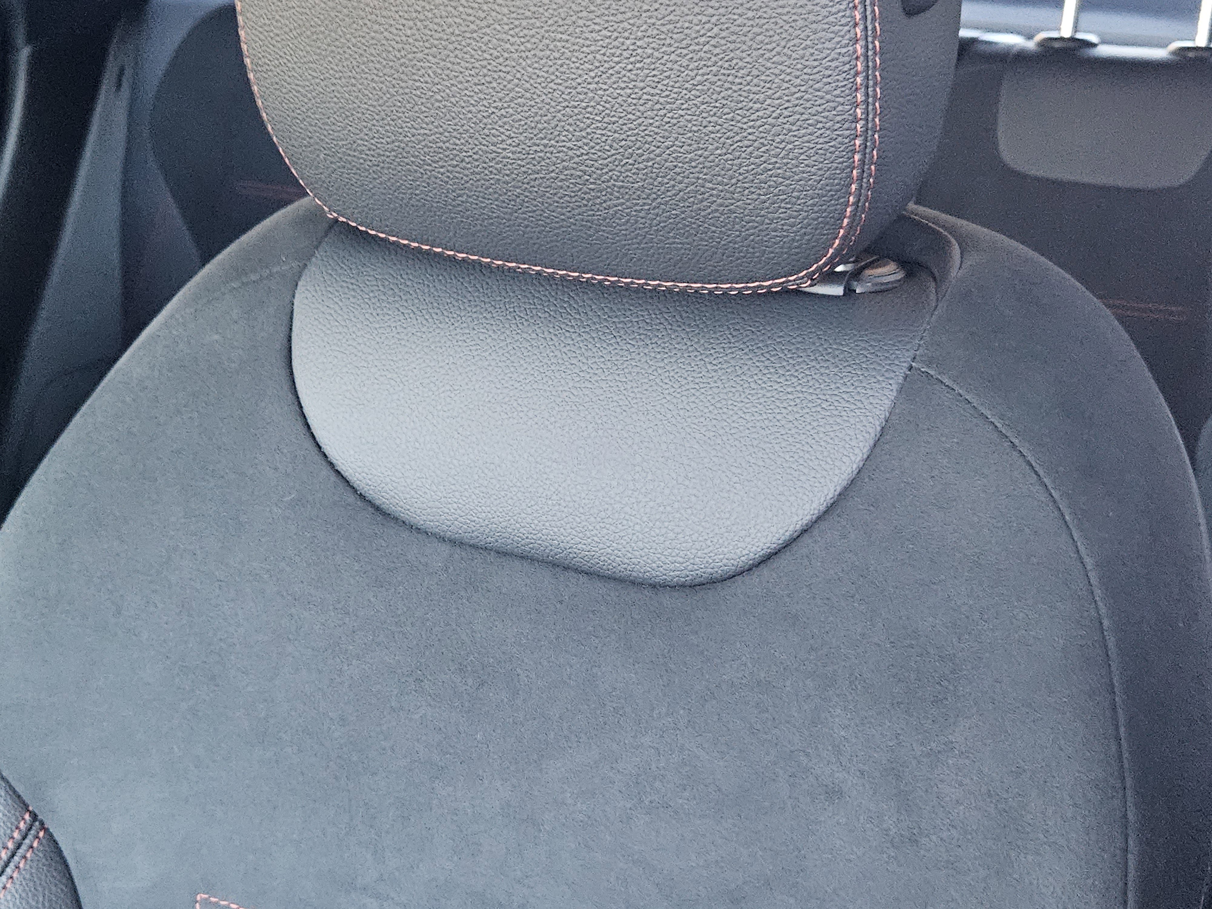 Certified 2025 Mercedes-Benz GLA 250 image 14