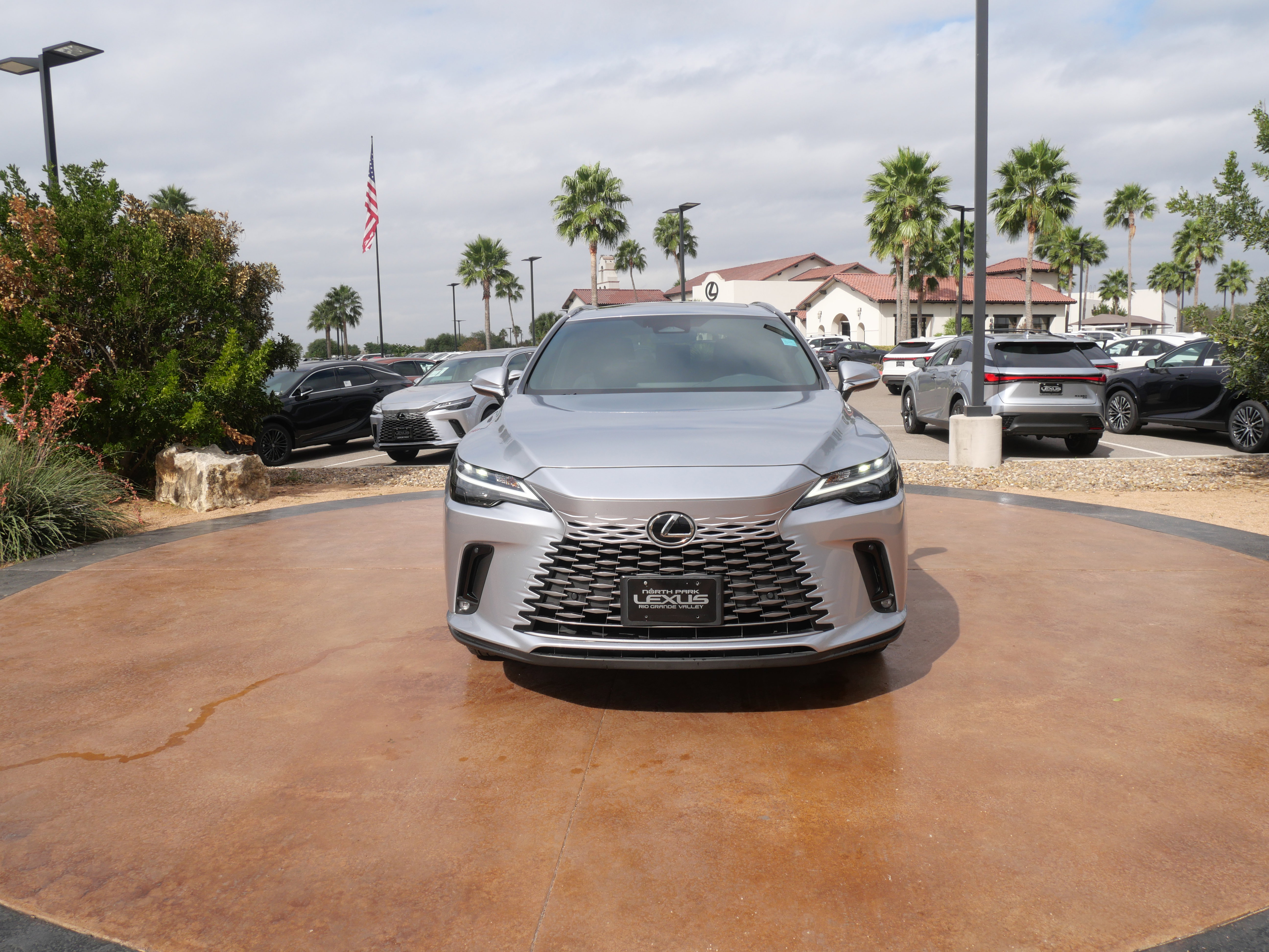 Used 2024 Lexus RX 350 Premium image 7