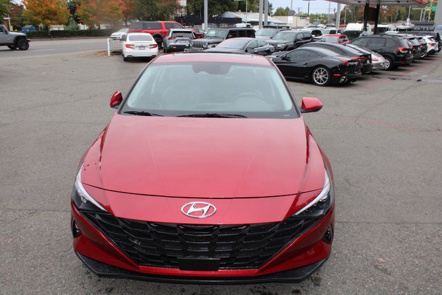 Used 2022 Hyundai Elantra Limited image 10