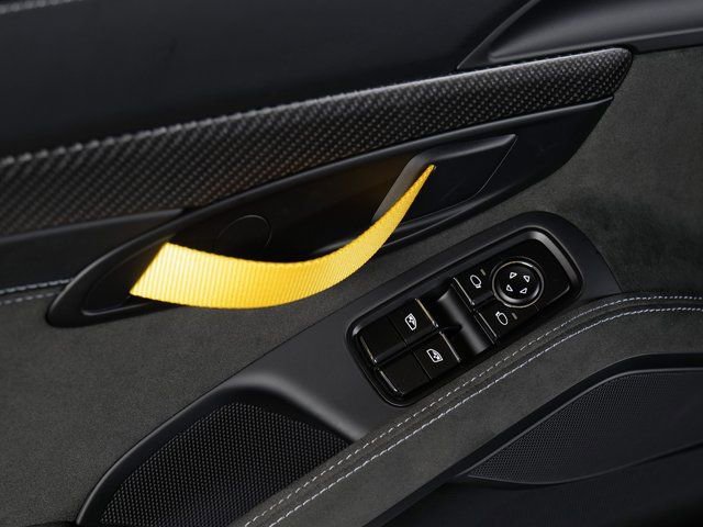 Certified 2025 Porsche 718 Cayman GT4 RS RWD image 27