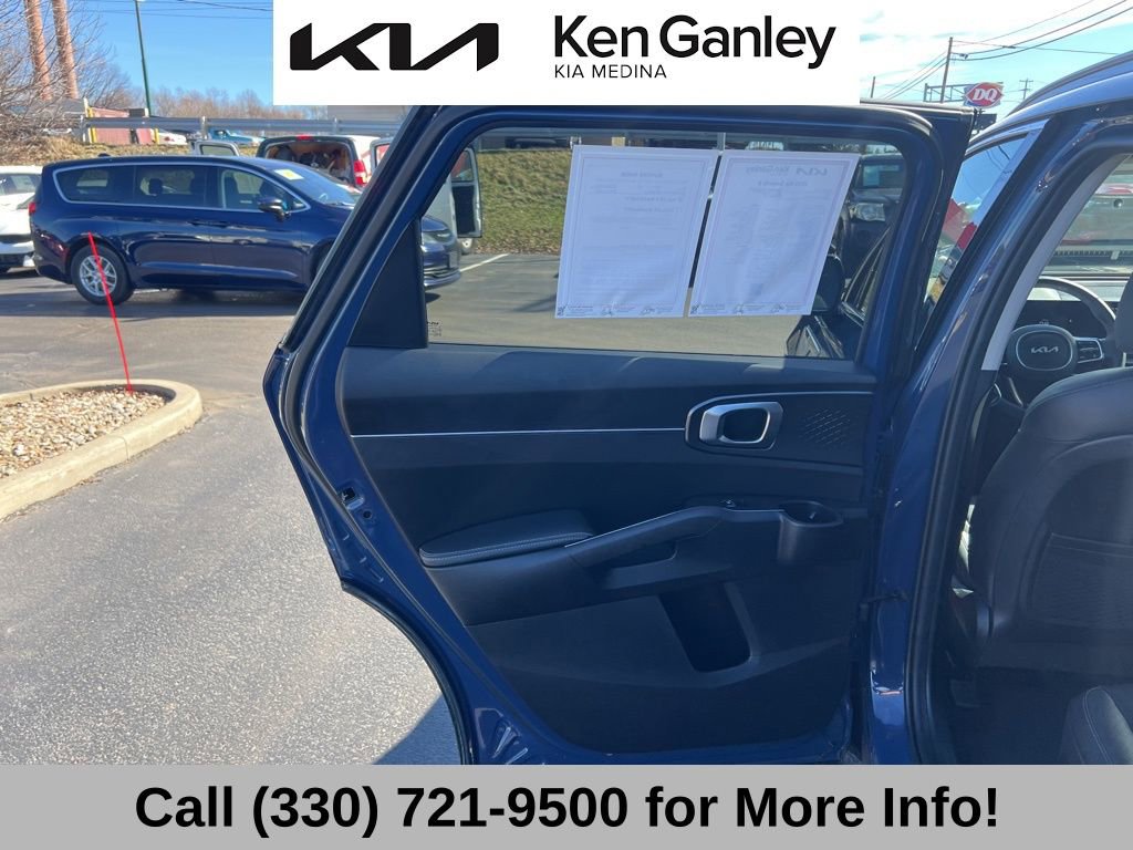 Certified 2025 Kia Sorento S FWD image 47