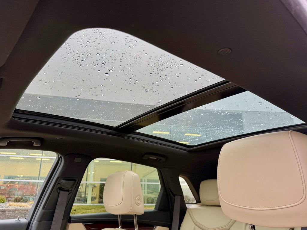 Used 2017 Cadillac XT5 Premium Luxury image 28