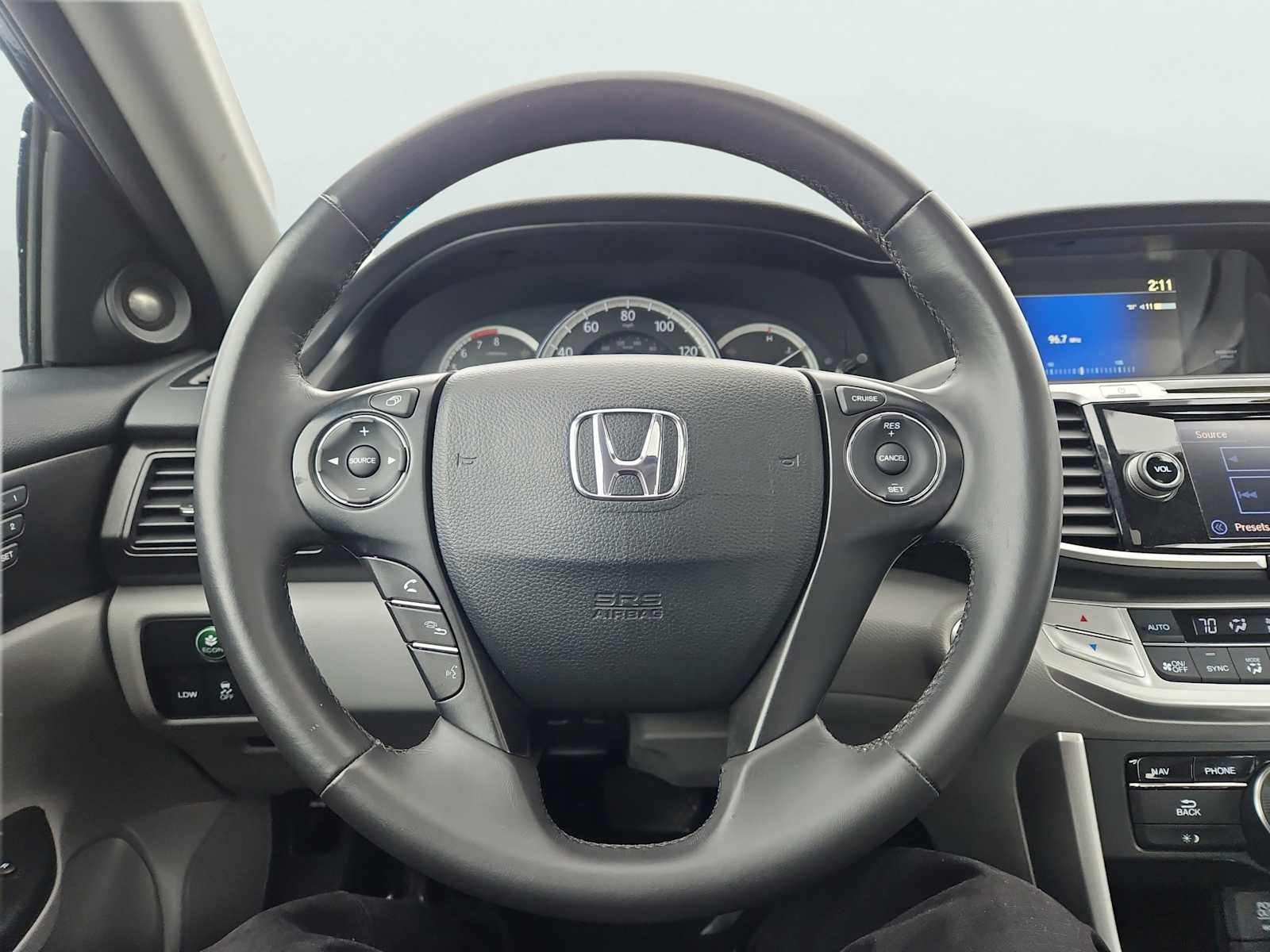 Used 2015 Honda Accord EX-L image 22